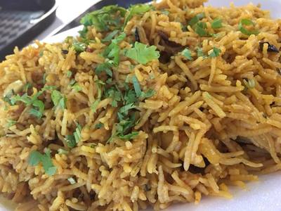 Pulav (rice flavored with caramelized onions) Recipe